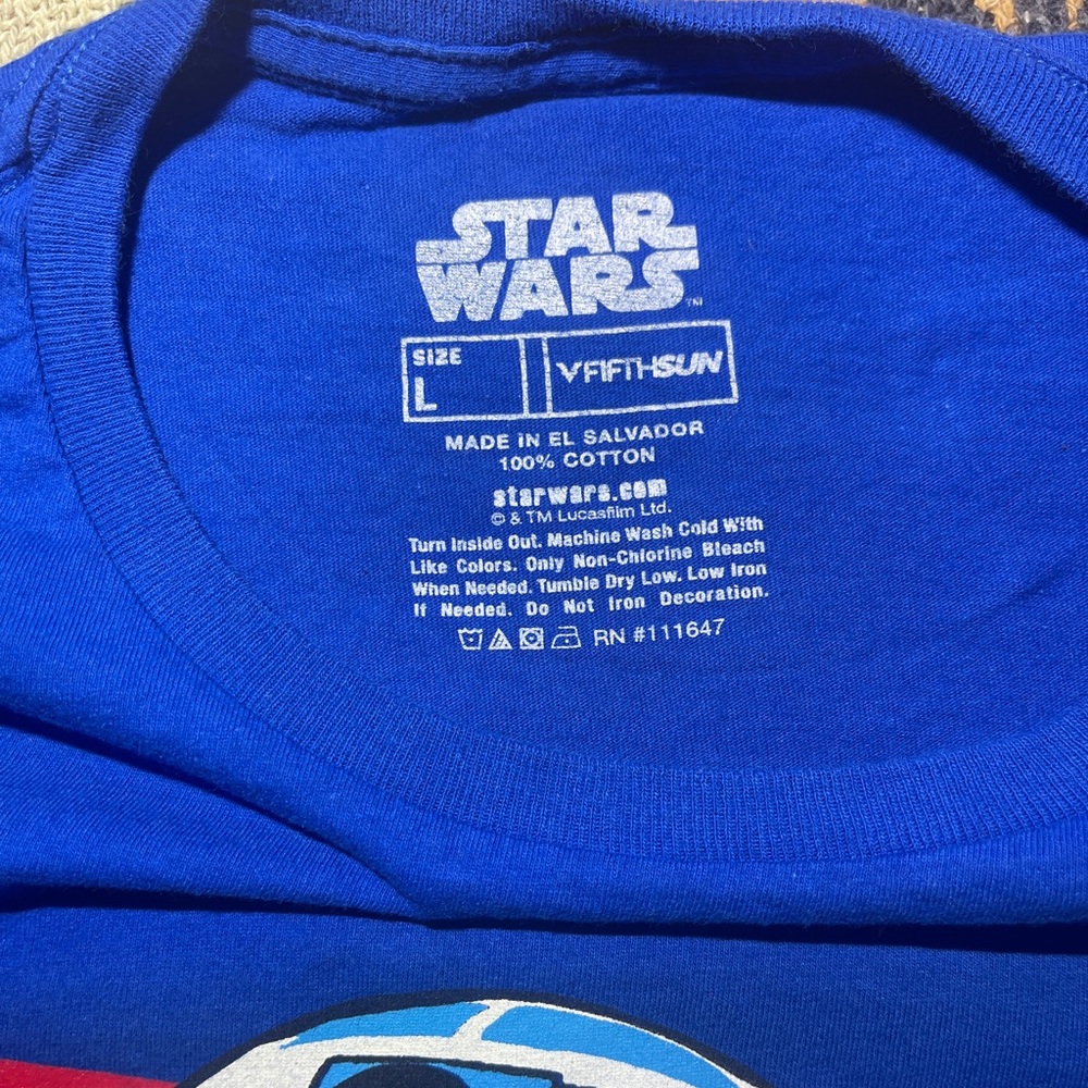 Star Wars R2-D2 Retro Droid Tee - Picture 3 of 3